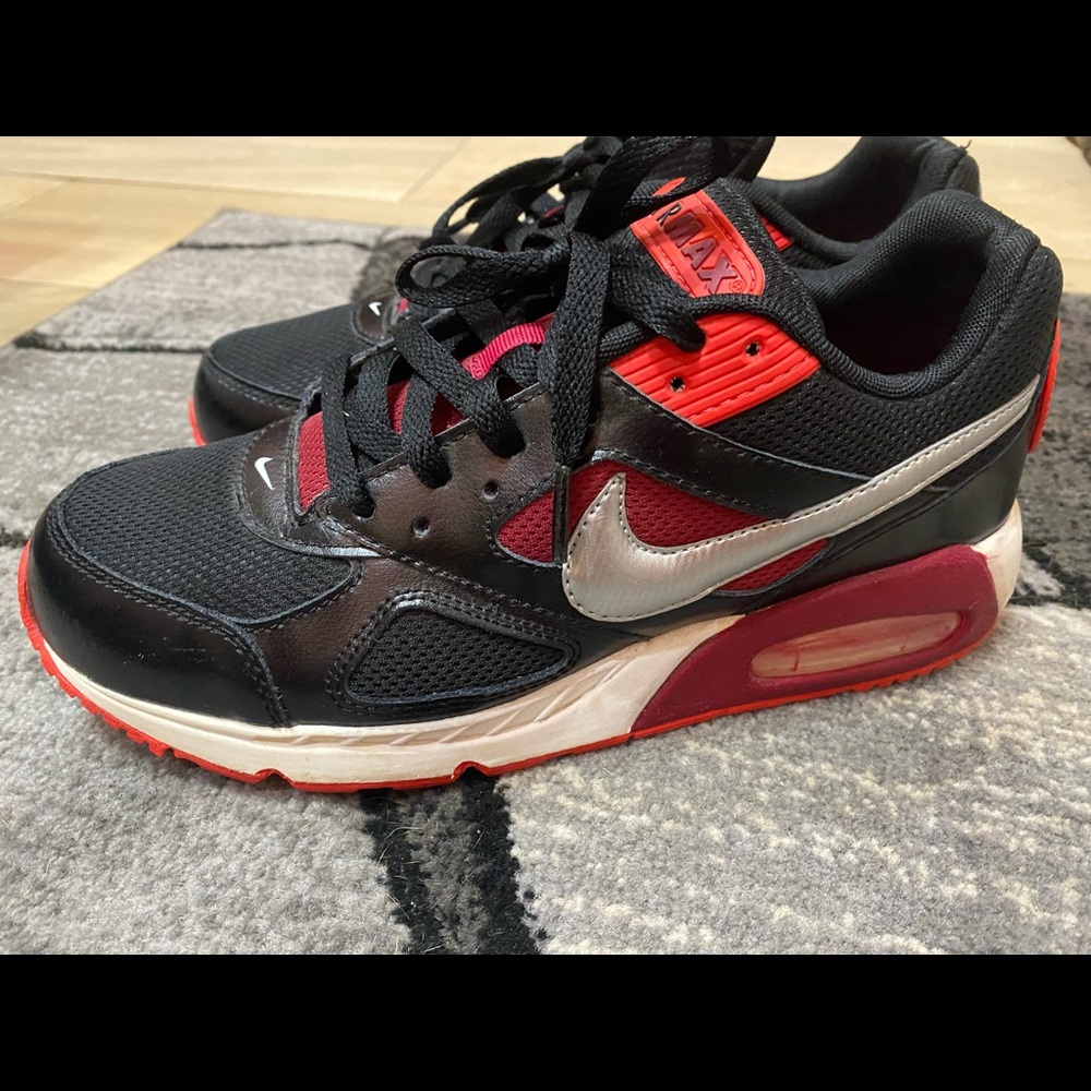 Nuke Air Max